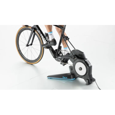 Garmin Flux 2 - smart cyklotrenažér